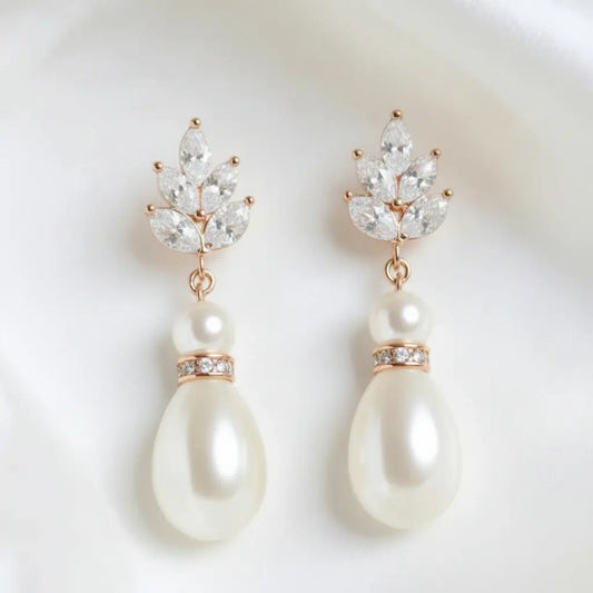 Freshwater Pearl Bridal Drop Earrings – Gold Plated Wedding Jewellery (3cm)