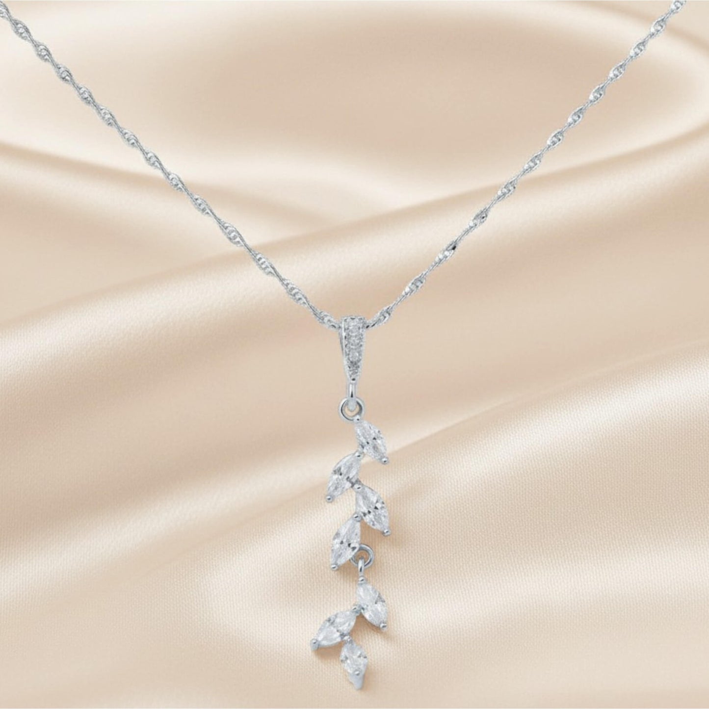 Bridesmaid Gift Leaf Necklace – Gold Plated Wedding Jewellery Australia