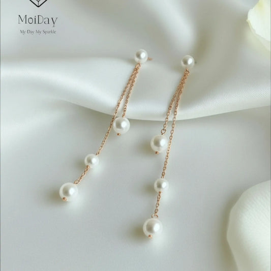 Pearl earrings with gold chain on a white background, branded 'MeiDay'.