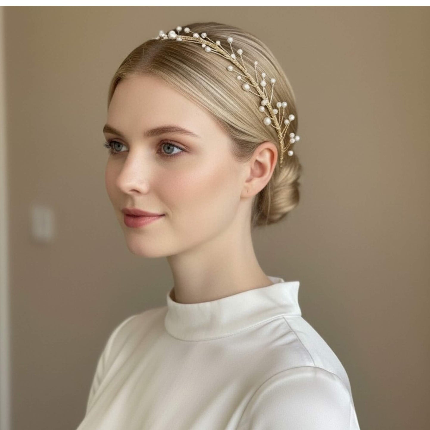 Hand‑wired bridal hairvine featuring pearl clusters and crystal sprigs on a rose‑gold base