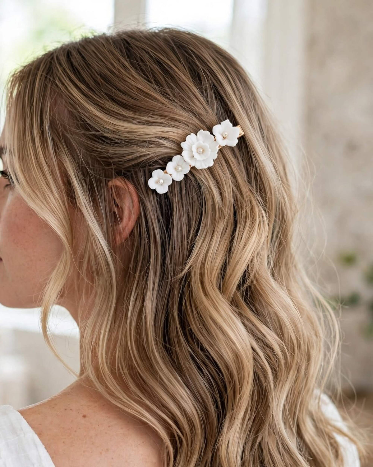 Bridal Hair Clip with Porcelain Flowers and Pearls – Elegant Gold Floral Wedding Accessory