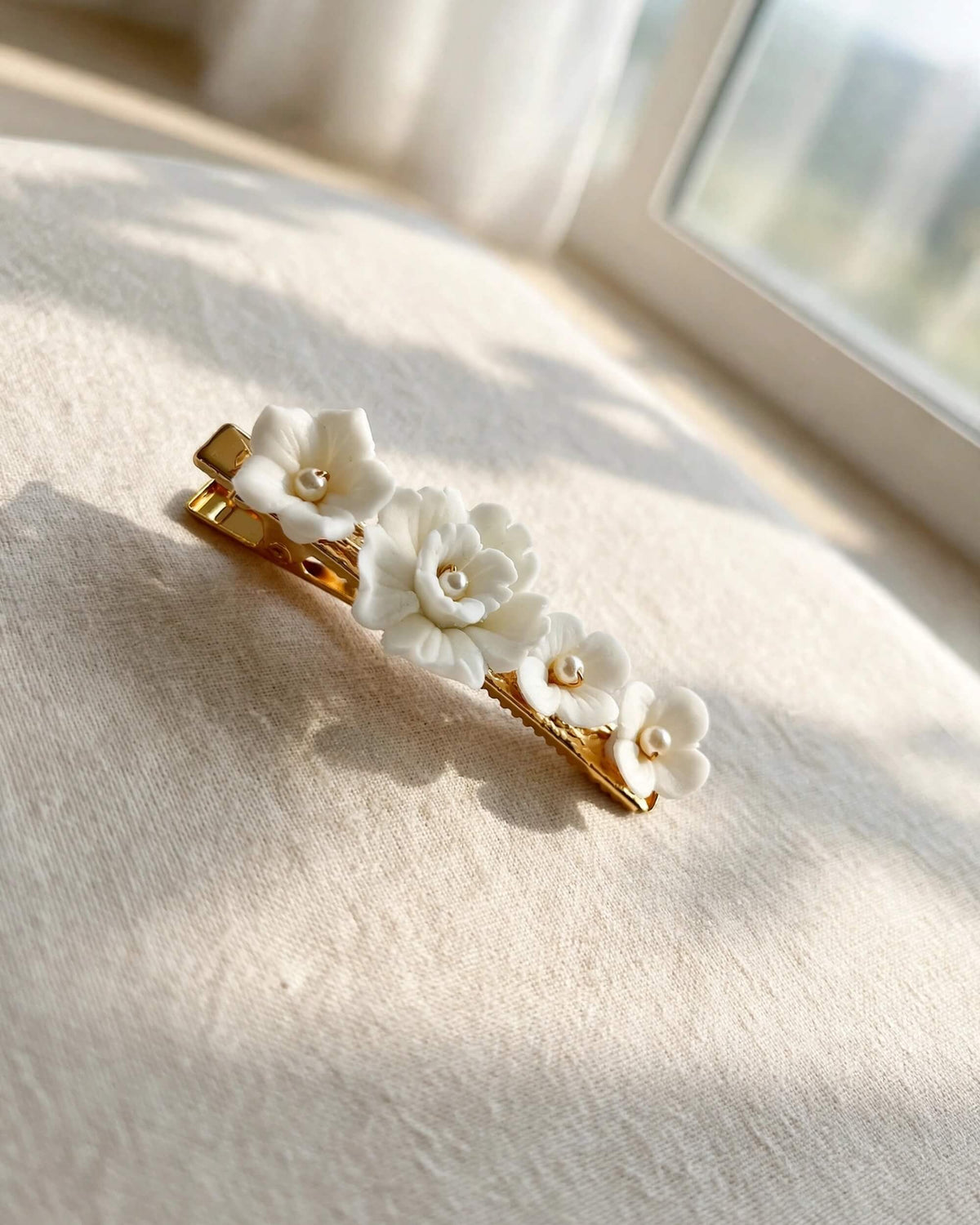 Bridal Hair Clip with Porcelain Flowers and Pearls – Elegant Gold Floral Wedding Accessory
