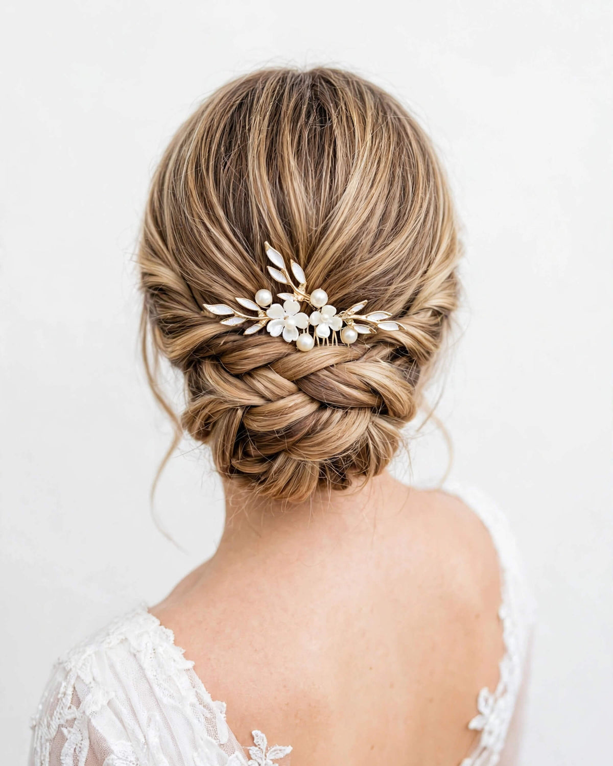 Bridal Hair Comb with Floral Pearls and Gold Leaves – Wedding Hair Accessory