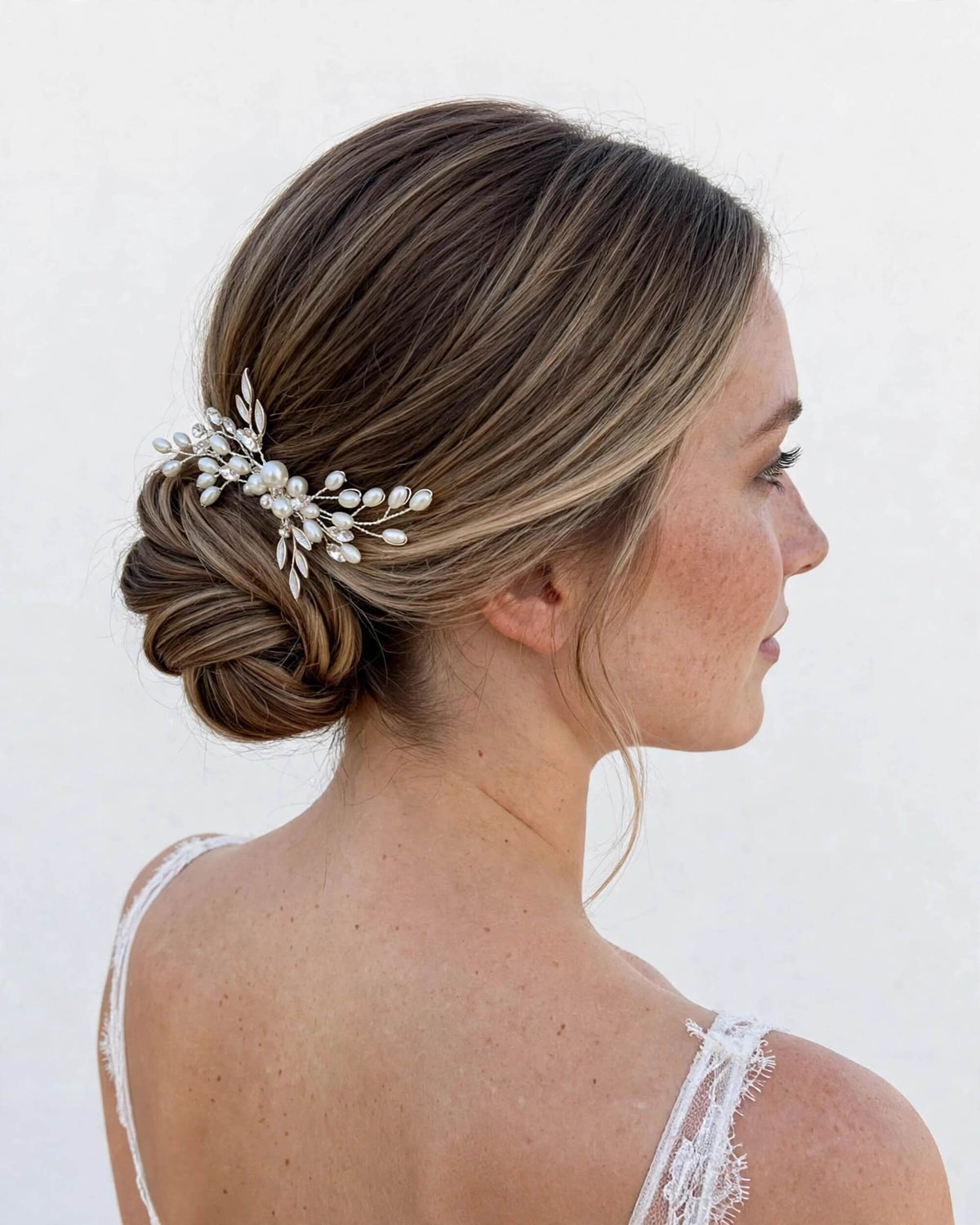 Bridal Hair Comb with Pearl & Leaf Branch Design – Wedding Hair Accessory