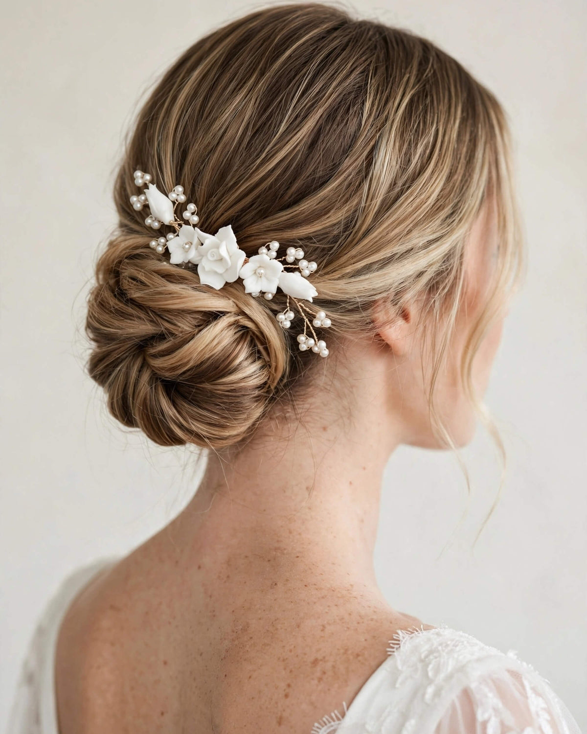 Bridal Hair Comb with Porcelain Flowers & Glass Pearls – Floral Wedding Accessory