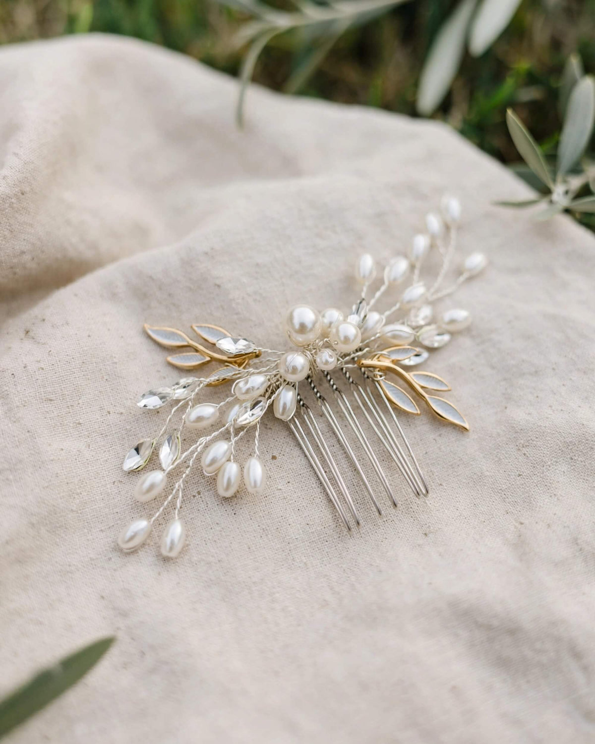 Bridal Hair Comb with Pearl & Leaf Branch Design – Wedding Hair Accessory