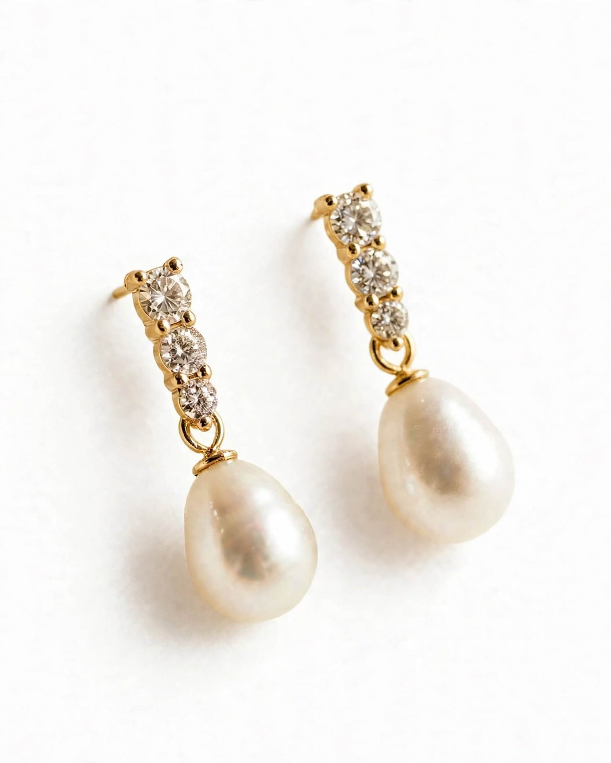 Freshwater Pearl Drop Earrings in S925 Sterling Silver