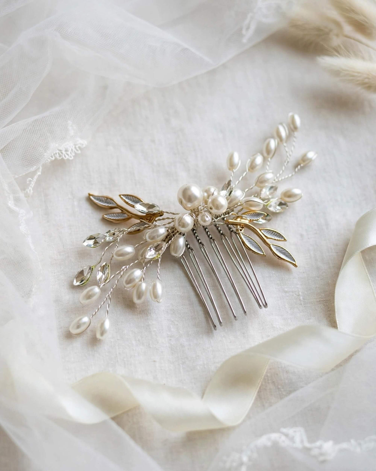 Bridal Hair Comb with Pearl & Leaf Branch Design – Wedding Hair Accessory