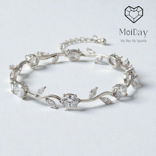 Close-up of Moiday Celeste Vine Bridal Bracelet showcasing delicate vine design and shimmering details.