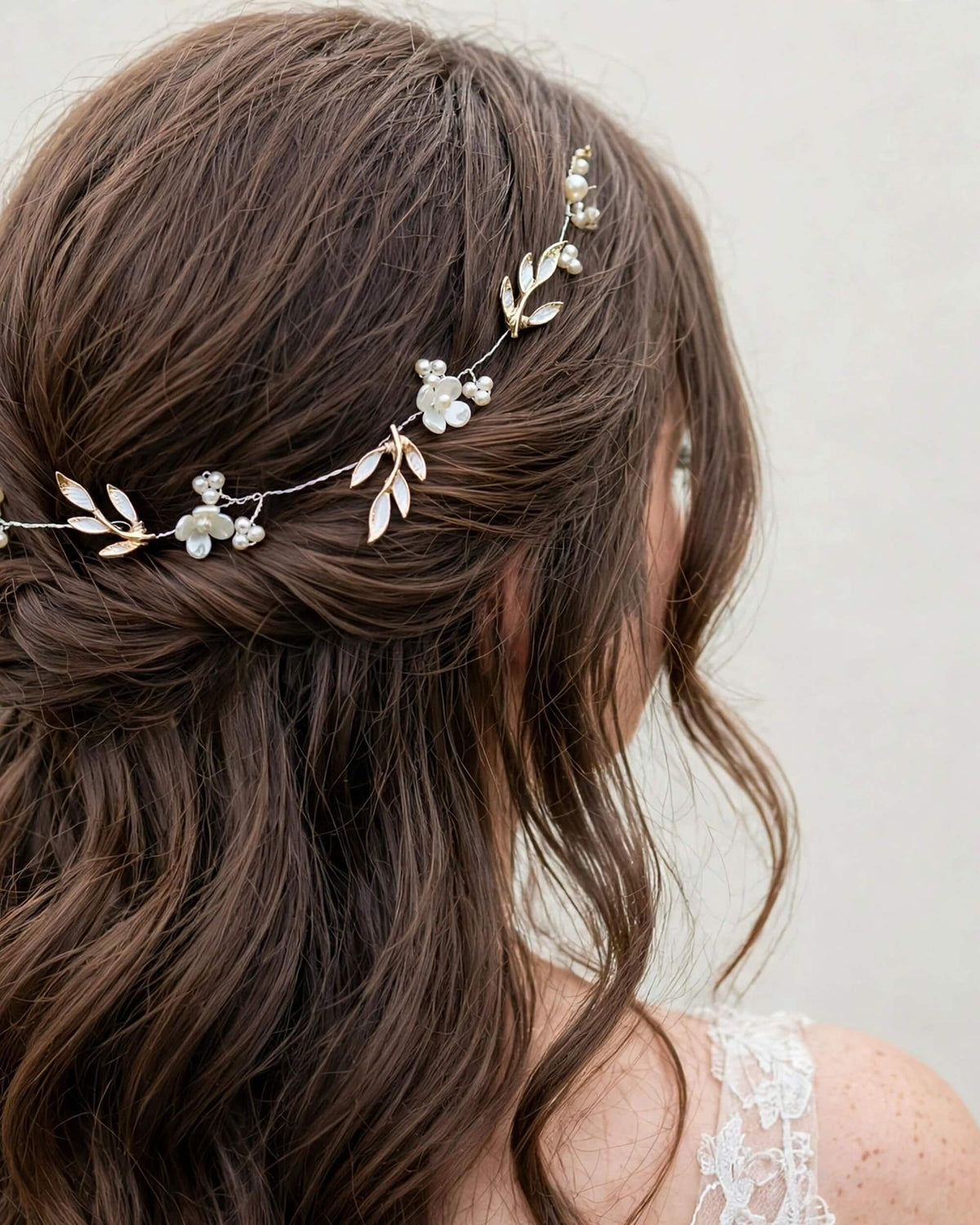 Bridal Hair Vine with Gold-Plated Leaves and Premium Glass Pearls – Wedding Hair Accessory
