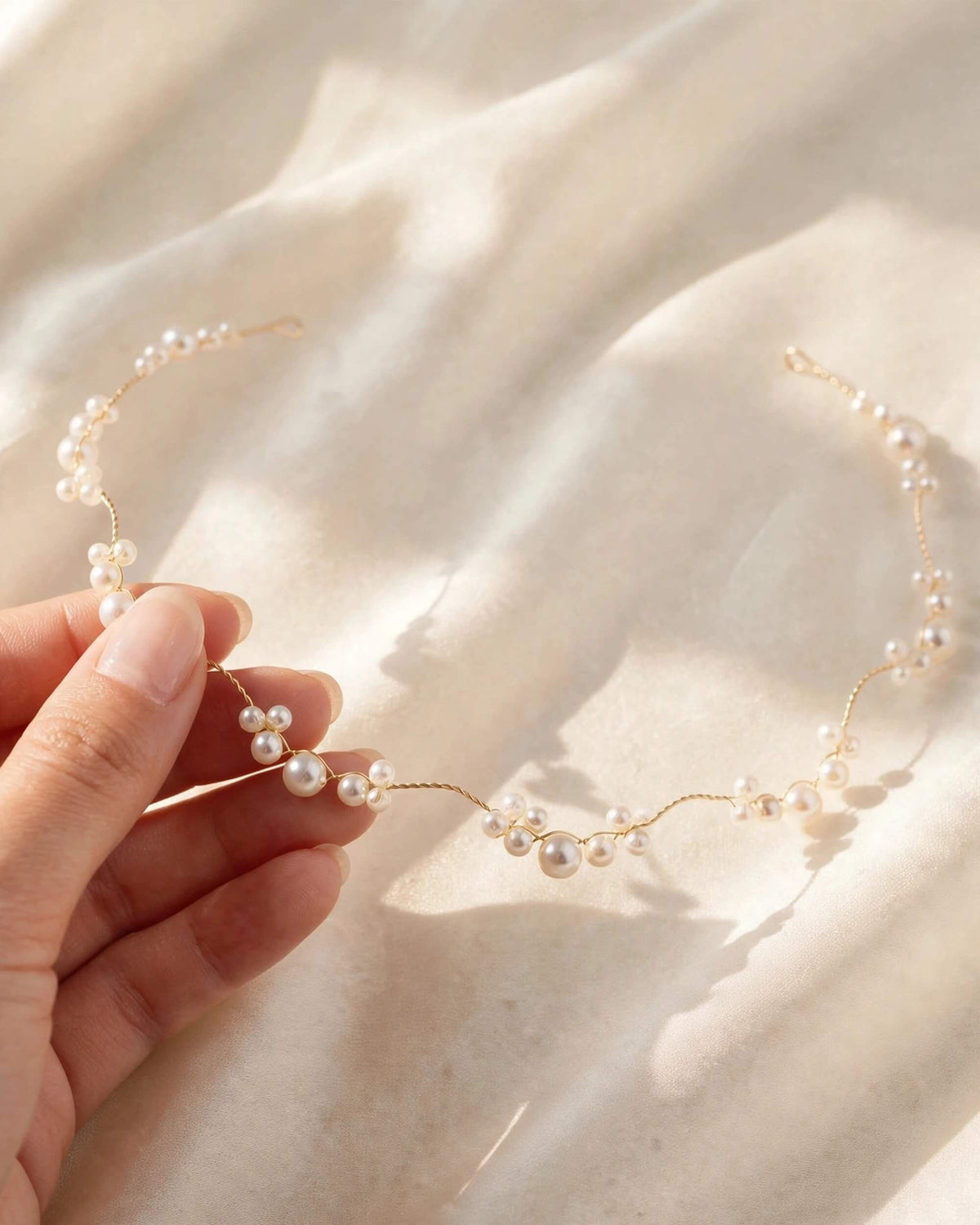 Bridal Hair Vine with Pearl Cluster Design – Elegant Wedding Hair Accessory