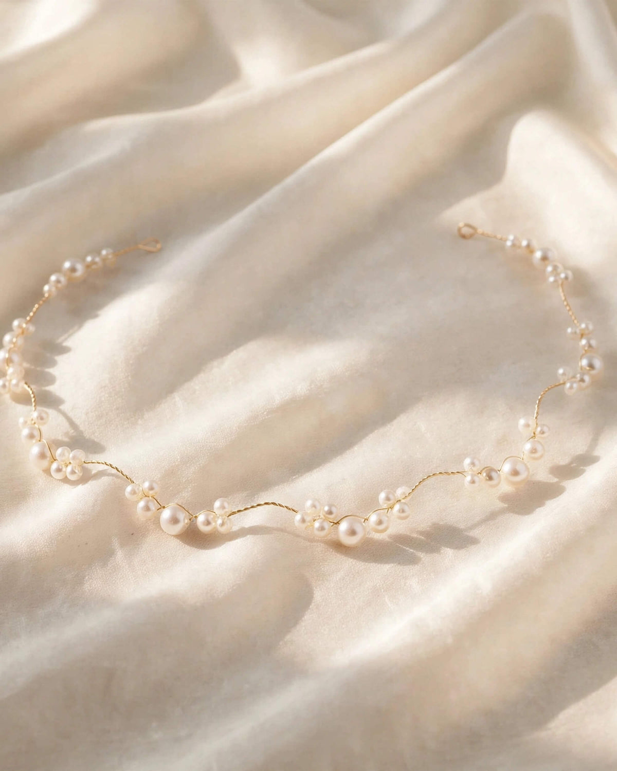 Bridal Hair Vine with Pearl Cluster Design – Elegant Wedding Hair Accessory