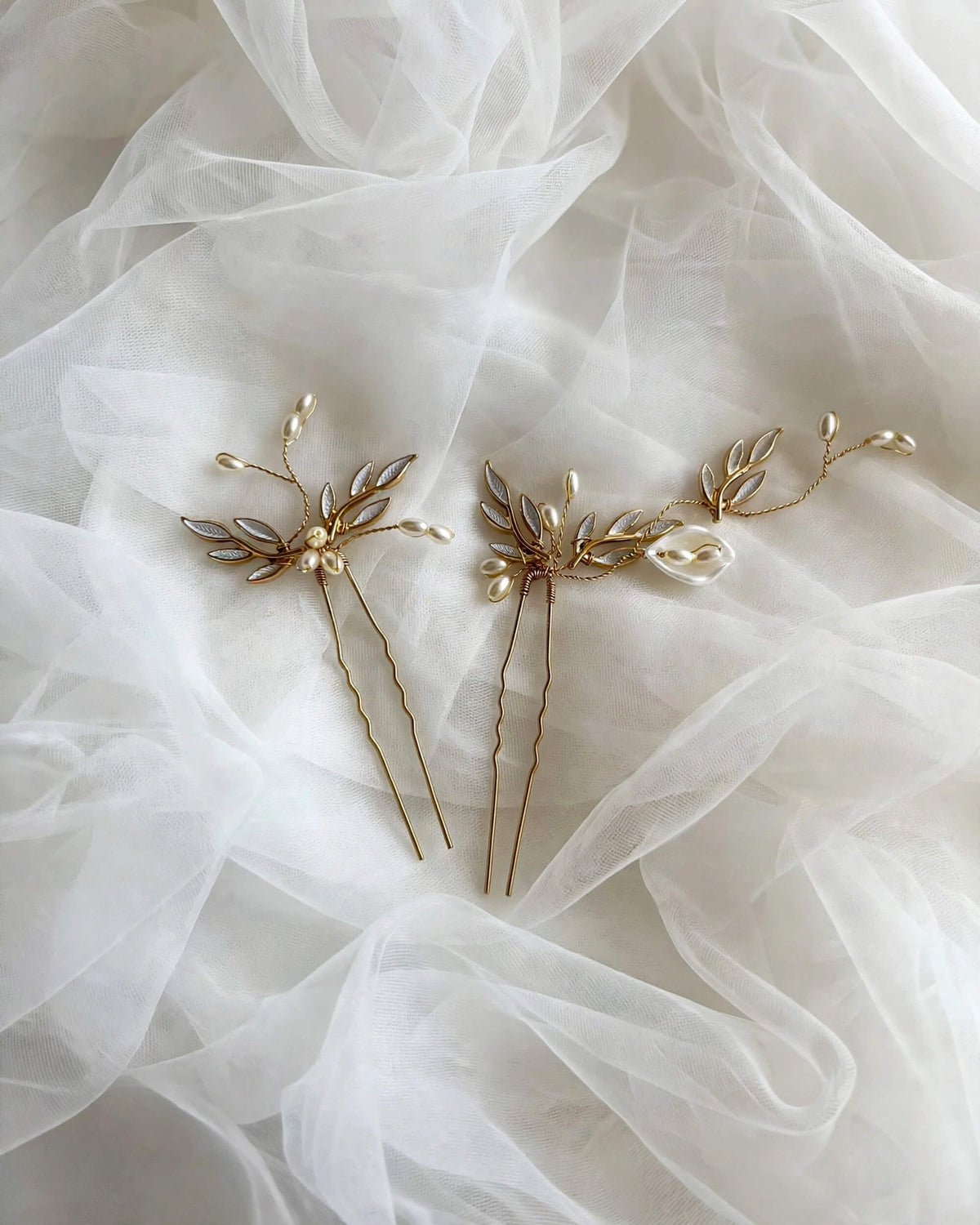 Bridal Hair Pins Leaf & Pearl Accents – Wedding Hair Accessory Set