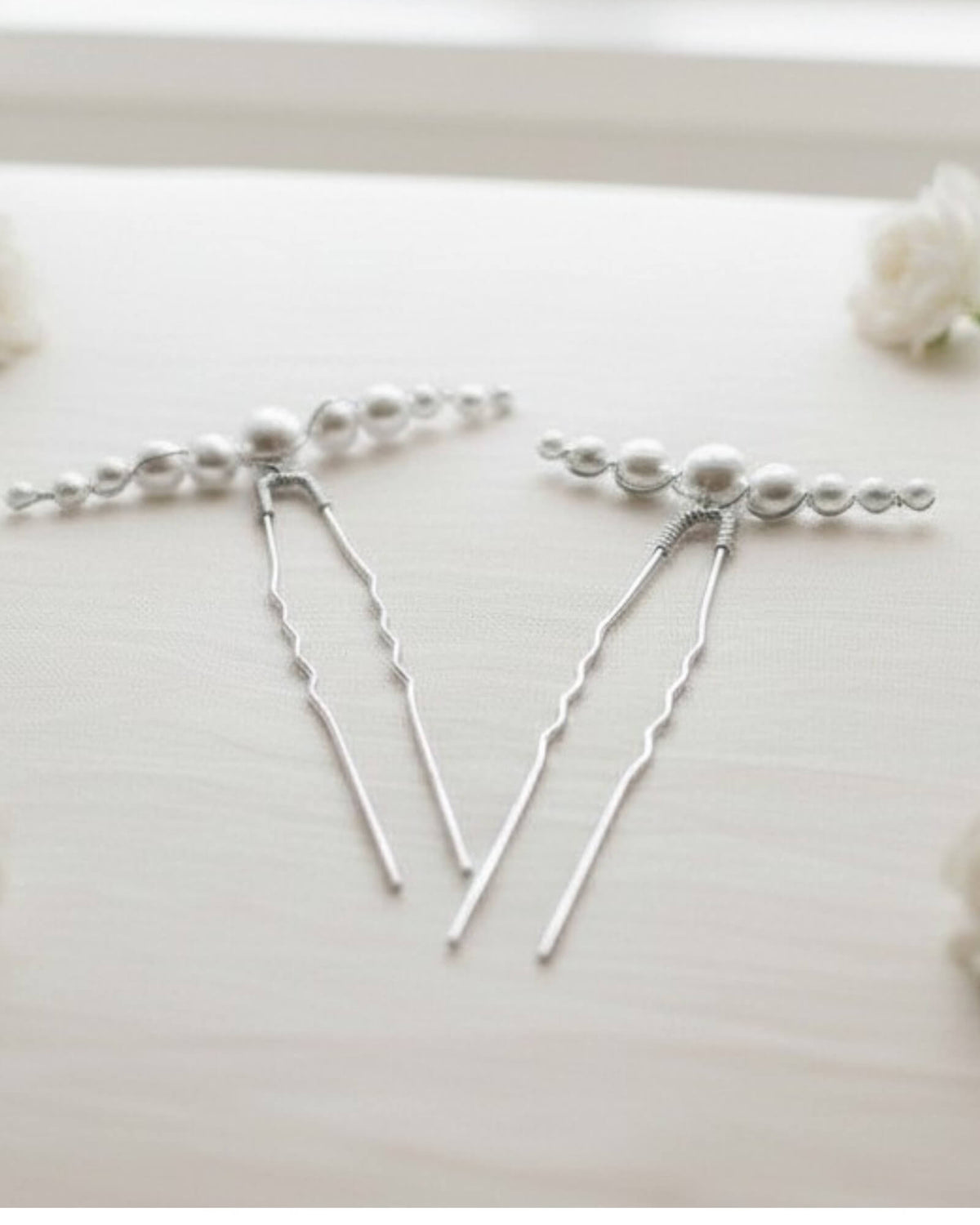 Bridal Pearl Hair Pins – Graduated Pearl Cluster Wedding Hair Accessory