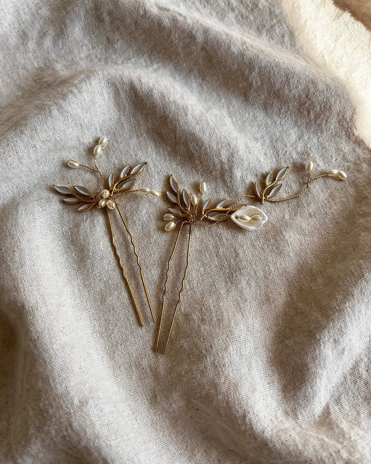 Bridal Hair Pins Leaf & Pearl Accents – Wedding Hair Accessory Set