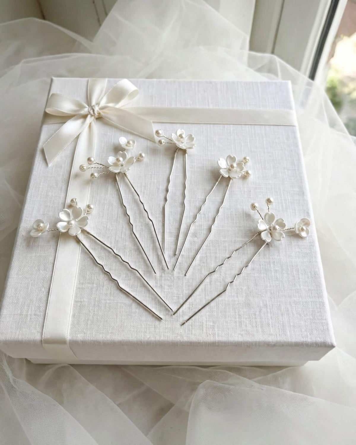 Floral Pearl Bridal Hair Pins Set – Wedding Hair Accessories for Bride, Bridesmaid